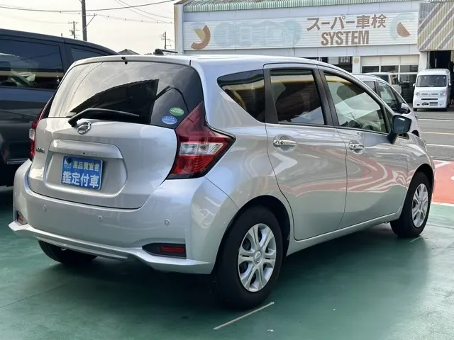 ノート(ニッサン)Ｘ中古車 8