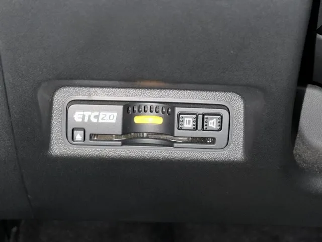 HONDAe(ホンダ)アドバンス中古車 18