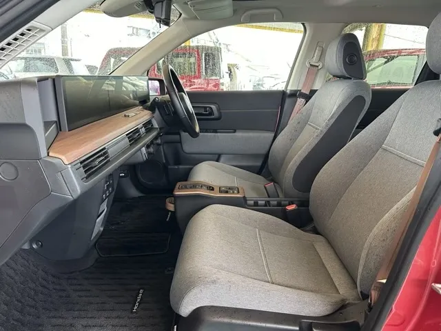 HONDAe(ホンダ)アドバンス中古車 4