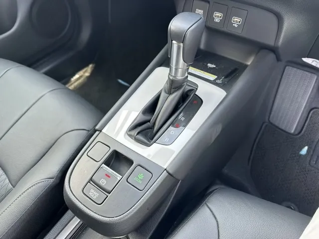 フィット(ホンダ)e：HEV リュクスディーラ-試乗車 24