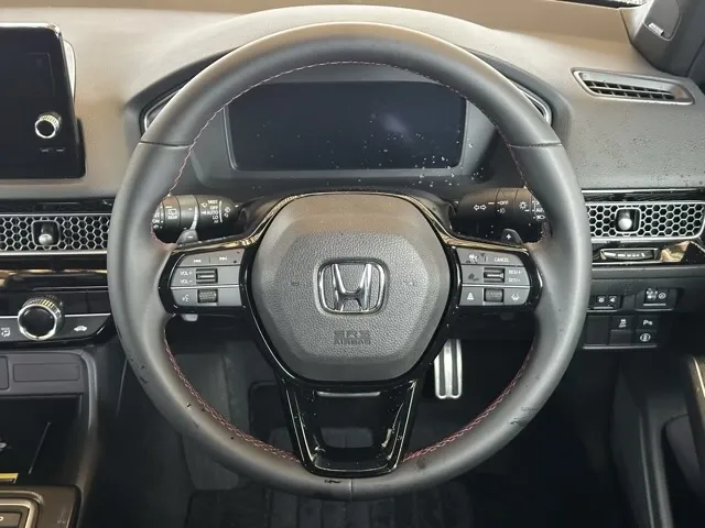 シビック(ホンダ)e：HEVディーラ-試乗車 6
