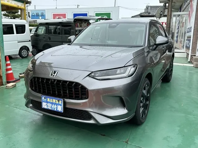 ZR-V(ホンダ)e：HEV Z登録済未使用車 1