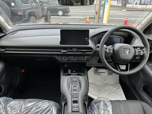 ZR-V(ホンダ)e：HEV Z登録済未使用車 5