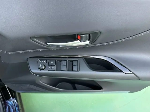 ハリアー(トヨタ)Sタイプ登録済未使用車 12