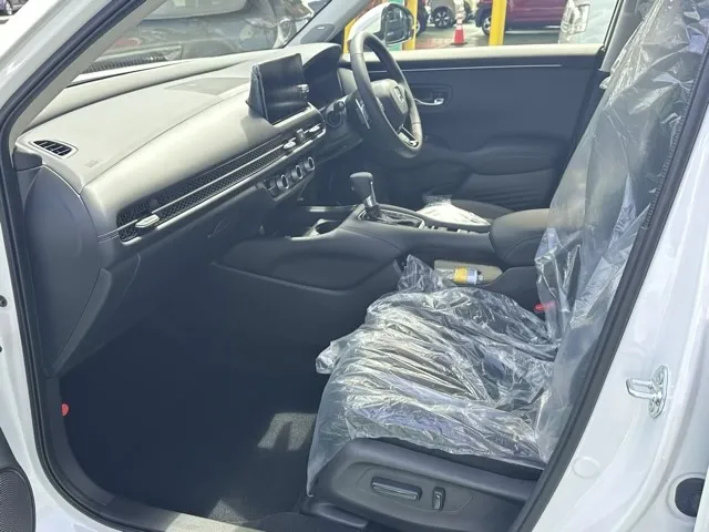 ZR-V(ホンダ)Z BSI 後退出庫サポートレス登録済未使用車 3