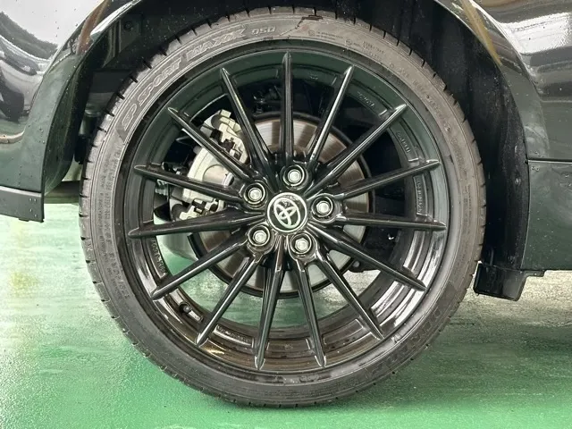 GRヤリス(トヨタ)RS ATディーラ-試乗車 10