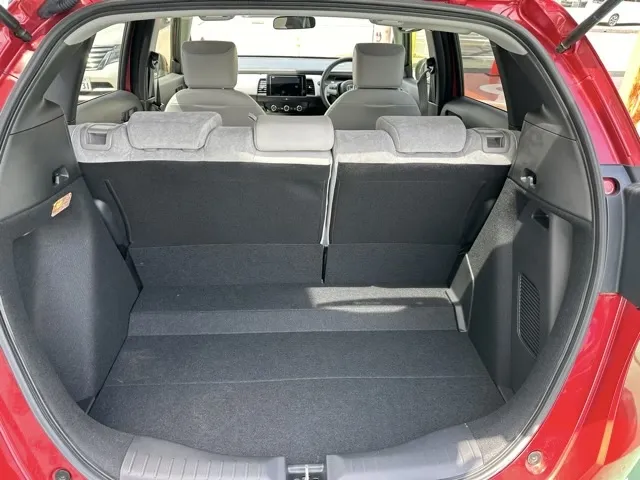 フィット(ホンダ)e：HEV ホーム中古車 9