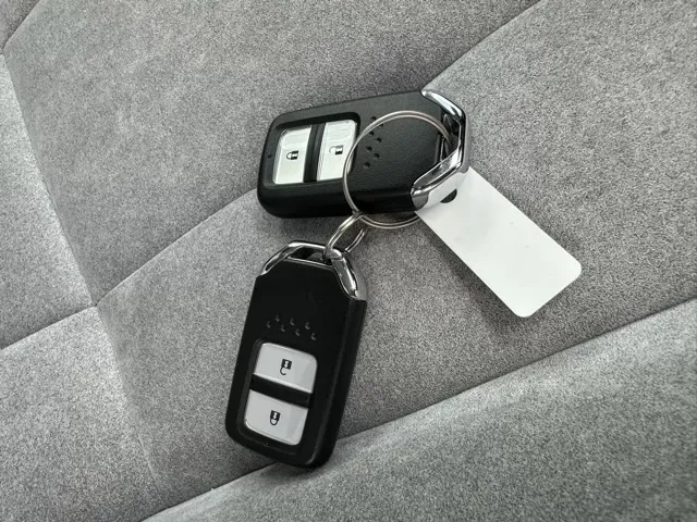 フィット(ホンダ)e：HEV ホーム中古車 14