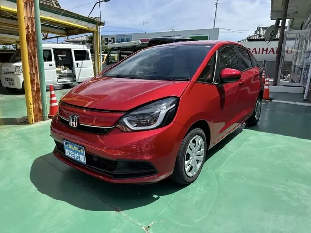 フィット(ホンダ)e：HEV ホーム中古車 1