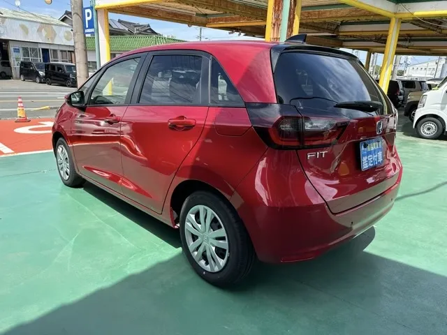 フィット(ホンダ)e：HEV ホーム中古車 2