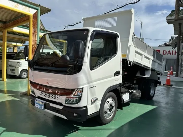 キャンター(三菱)全低床キョウカダンプ ２ｔ コボレーンレンタ登録済未使用車 1