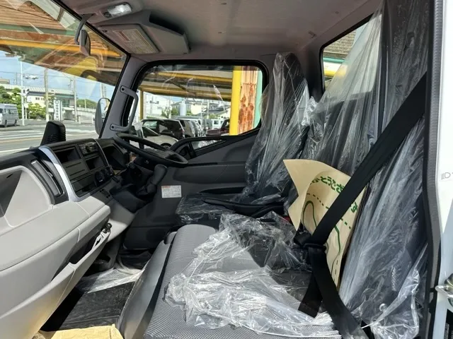 キャンター(三菱)全低床キョウカダンプ ２ｔ コボレーンレンタ登録済未使用車 3