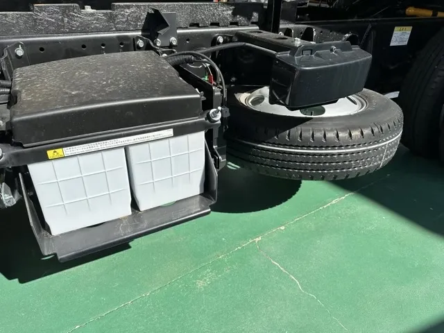 キャンター(三菱)全低床キョウカダンプ ２ｔ コボレーンレンタ登録済未使用車 4