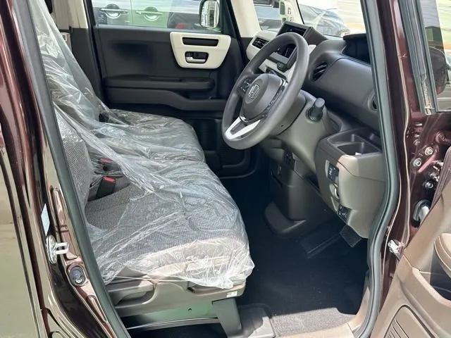 N-BOX(ホンダ)Ｌ届出済未使用車 15