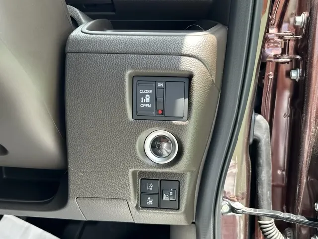 N-BOX(ホンダ)Ｌ届出済未使用車 17