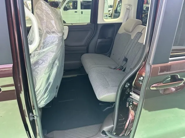N-BOX(ホンダ)Ｌ届出済未使用車 4