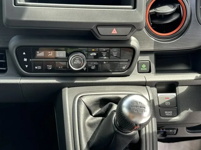 N-ONE(ホンダ)ＲＳ ６ＭＴ届出済未使用車 18