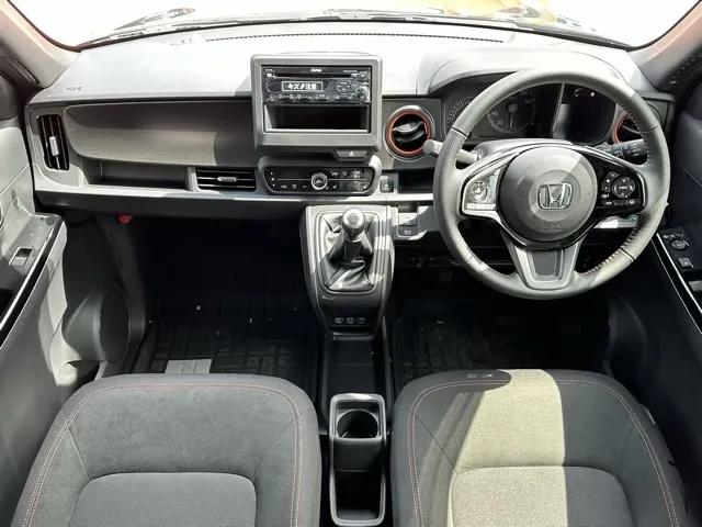 N-ONE(ホンダ)ＲＳ ６ＭＴ届出済未使用車 5
