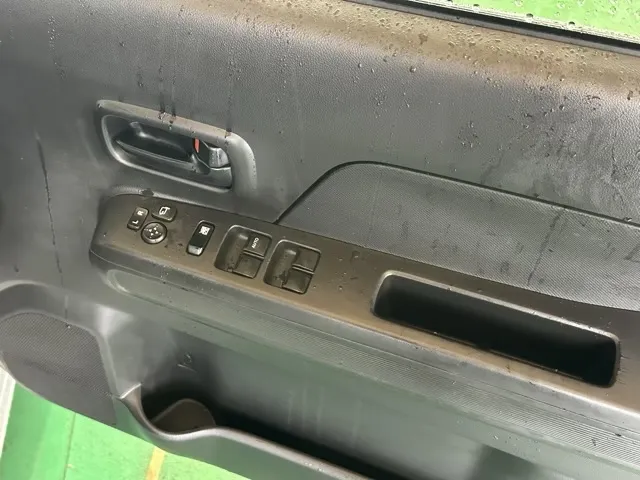 ワゴンR(スズキ)ハイブリッド　ＦXセーフティパッケージ装着車ディーラ-試乗車 15
