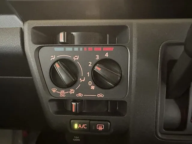 ハイゼット(ダイハツ)デラックス 4WD AT届出済未使用車 20