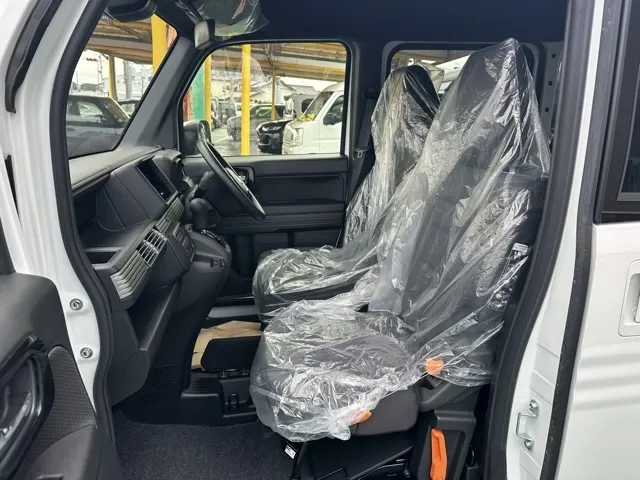 N-VAN(ホンダ)プラススタイルFUN AT届出済未使用車 3