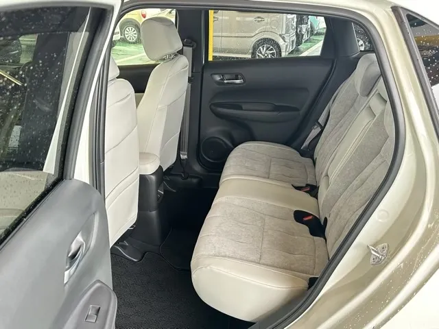 フィット(ホンダ)e：HEV ホーム中古車 4