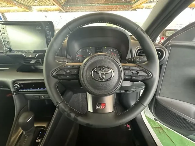 GRヤリス(トヨタ)RS ATディーラ-試乗車 14