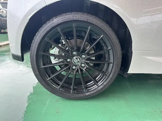 GRヤリス(トヨタ)RS ATディーラ-試乗車 8