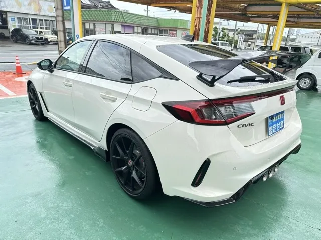 シビック(ホンダ)タイプR登録済未使用車 2