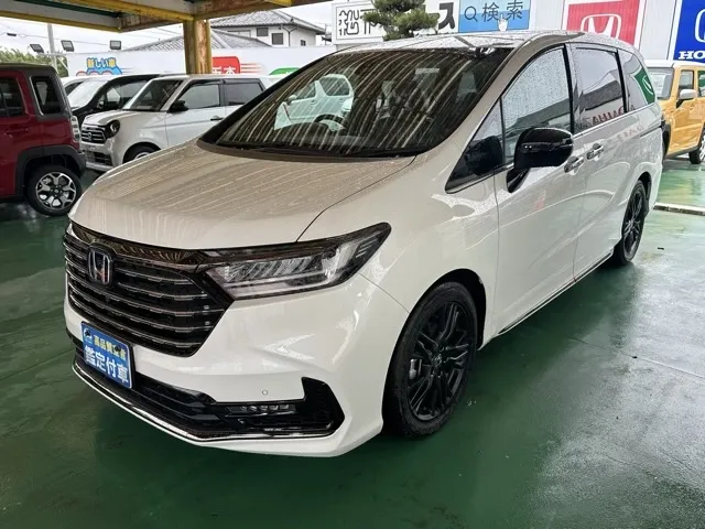 オデッセイ(ホンダ)e：HEV アブソルート EXブラックエディション登録済未使用車 1