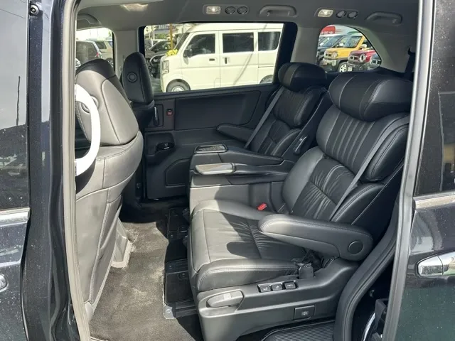 オデッセイ(ホンダ)e：HEV アブソルート EXディーラ-試乗車 4