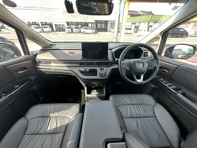 オデッセイ(ホンダ)e：HEV アブソルート EXディーラ-試乗車 7