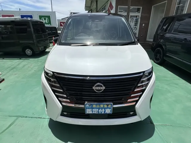 セレナ(ニッサン)ハイウェイスターV アラウンドビューモニター 12.3ナビ登録済未使用車 29