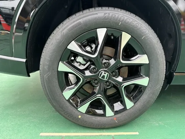 ZR-V(ホンダ)Z BSI 後退出庫サポートレス登録済未使用車 14