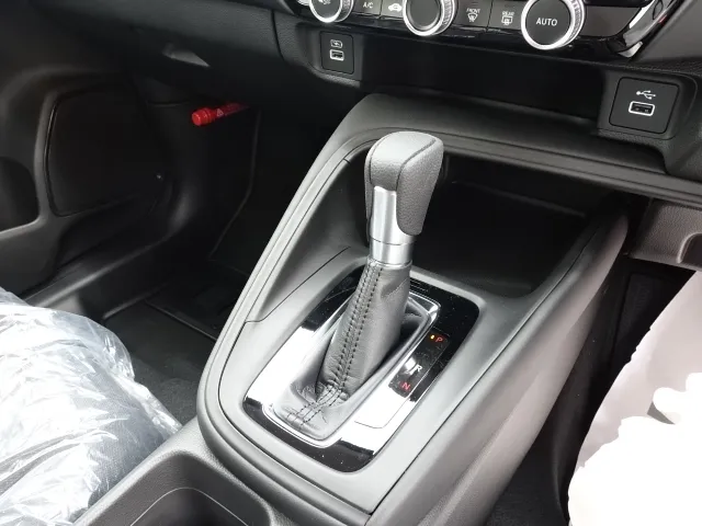 ヴェゼル(ホンダ)Ｇタイプ登録済未使用車 22