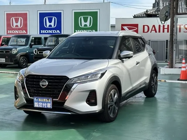 キックス(ニッサン)X中古車 1