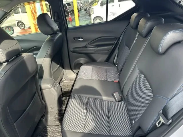 キックス(ニッサン)X中古車 4