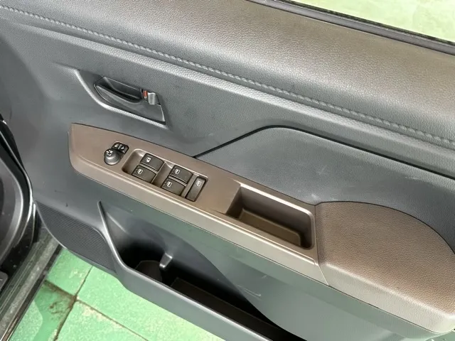 トール(ダイハツ)X中古車 13