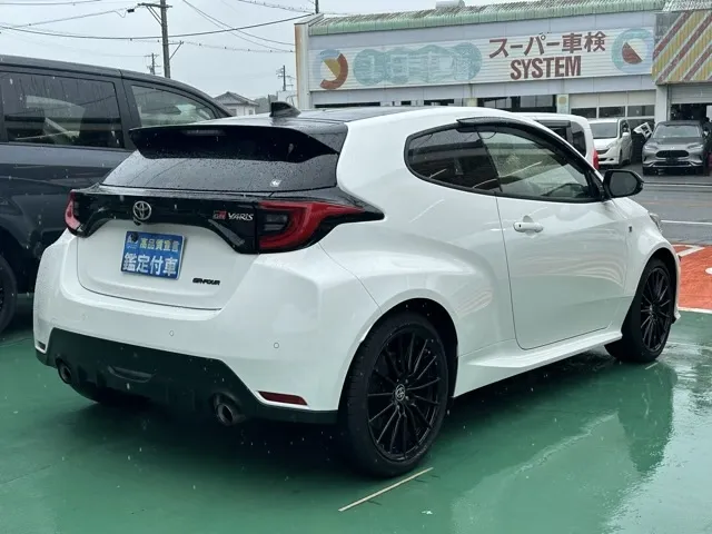 GRヤリス(トヨタ)RZ ４WDディーラ-試乗車 9