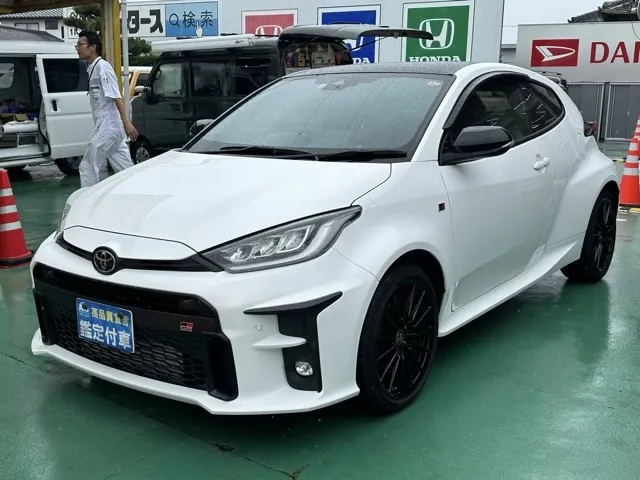 GRヤリス(トヨタ)RZ ４WDディーラ-試乗車 1
