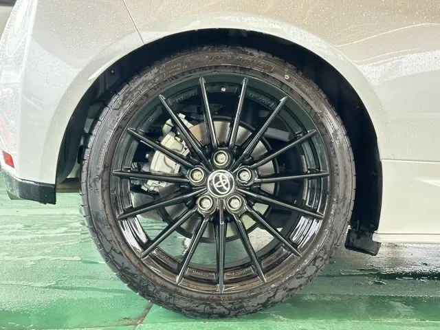 GRヤリス(トヨタ)RS ATディーラ-試乗車 9