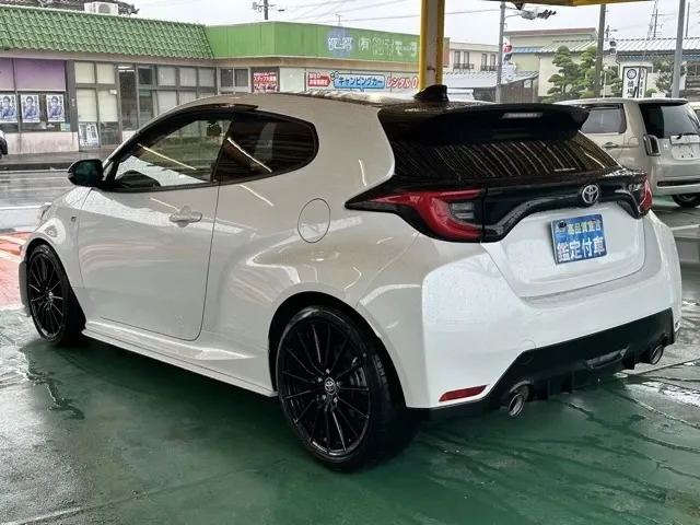 GRヤリス(トヨタ)RS ATディーラ-試乗車 2