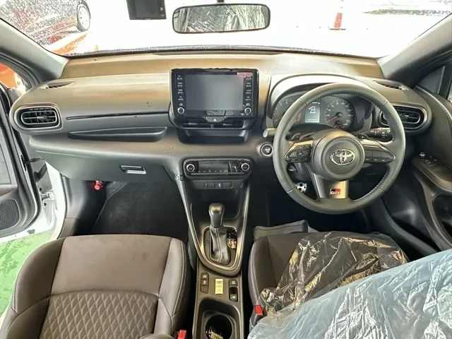 GRヤリス(トヨタ)RS ATディーラ-試乗車 4