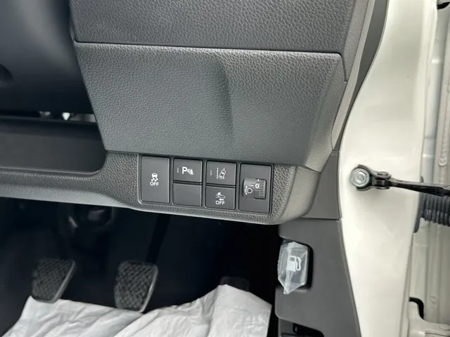 N-ONE(ホンダ)ＲＳ ６ＭＴ届出済未使用車 16