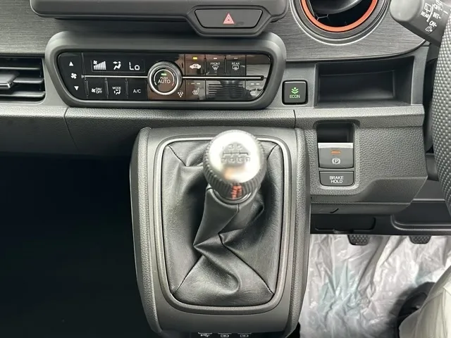N-ONE(ホンダ)ＲＳ ６ＭＴ届出済未使用車 19
