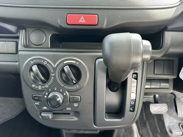 アルト(スズキ)キャロル GLディーラ-試乗車 15