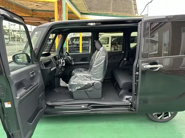タント(ダイハツ)X プレミアムプラン届出済未使用車 5