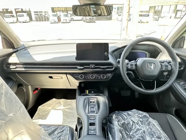 ZR-V(ホンダ)e：HEV X登録済未使用車 5