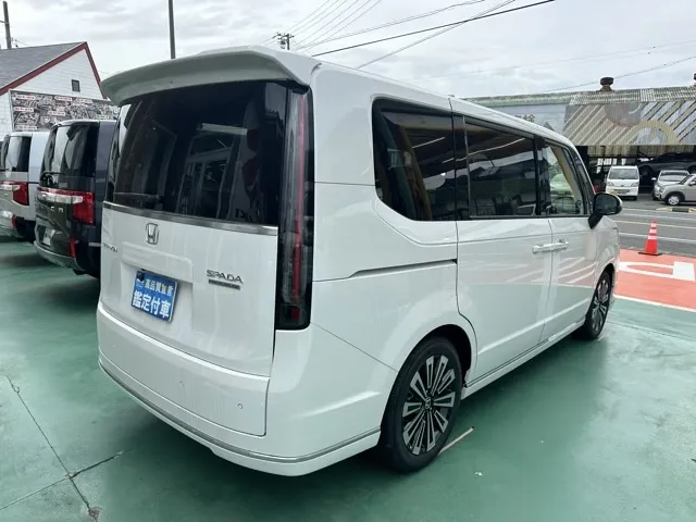 ステップワゴン(ホンダ)スパーダ プレミアムライン 7人登録済未使用車 15