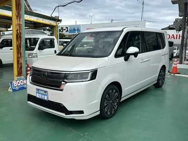 ステップワゴン(ホンダ)スパーダ プレミアムライン 7人登録済未使用車 1